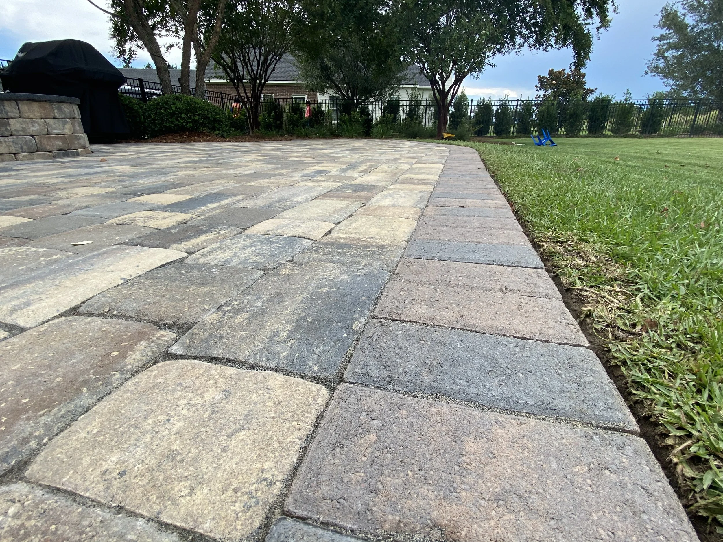 Elite Landscapes paver installation